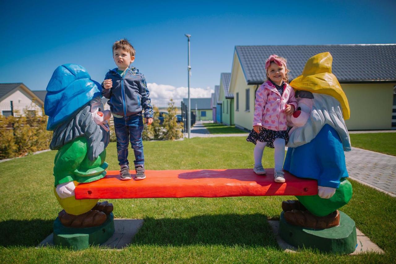 Domki Bajkowe Wzgórze Bobolin Exterior foto
